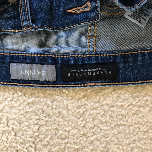 Jeans - Picture 2 of 3
